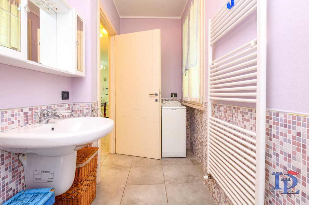 Desenzanoloft Official Partner Marriott Homes & Villas - Bea House, Sirmione With Private Garden And Share Pool Eksteriør billede