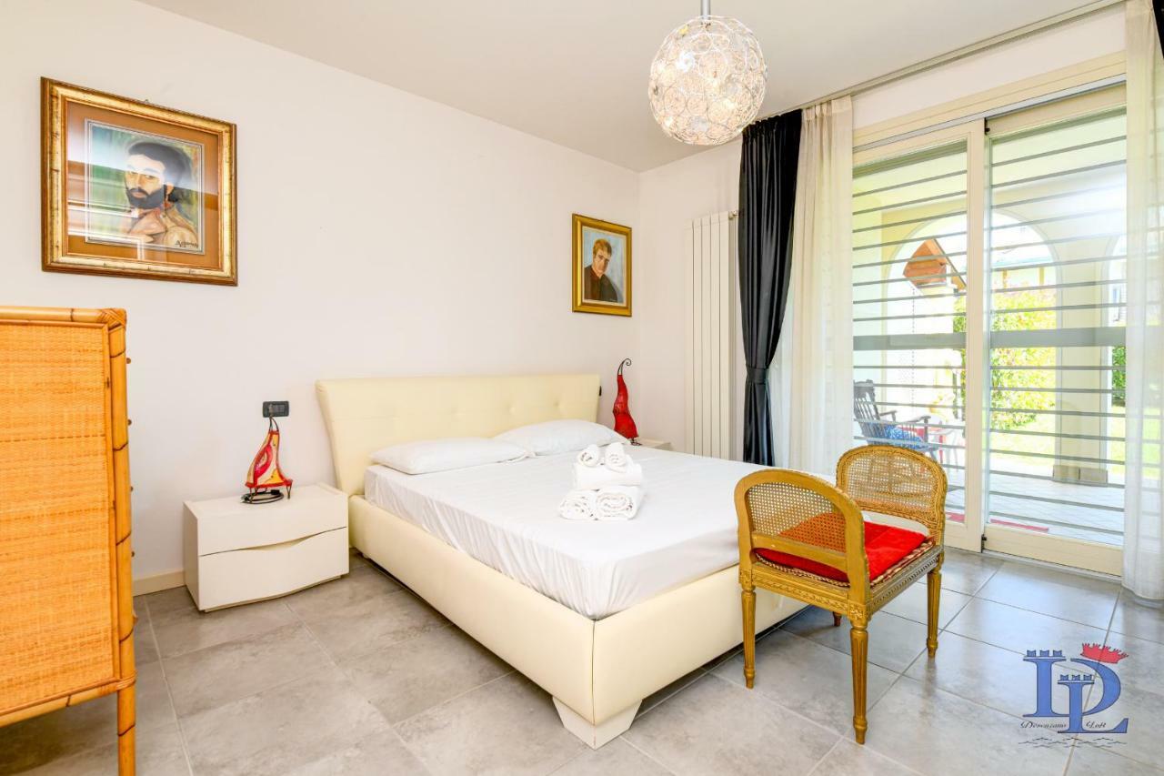 Desenzanoloft Official Partner Marriott Homes & Villas - Bea House, Sirmione With Private Garden And Share Pool Eksteriør billede